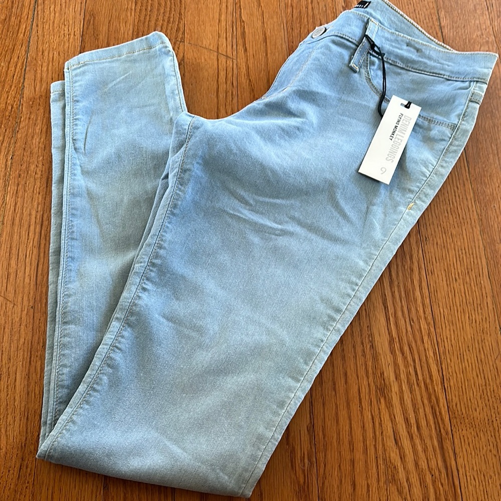 Flying monkey size 9 denim leggins NWT